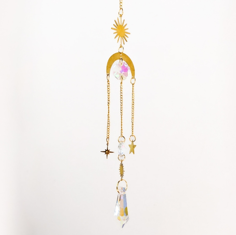 NWT Prism Crystal Chain Suncatcher, A🌳